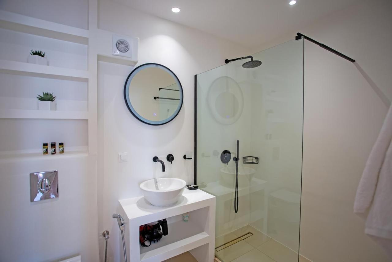 The Lavish Suite Mykonos Town Buitenkant foto